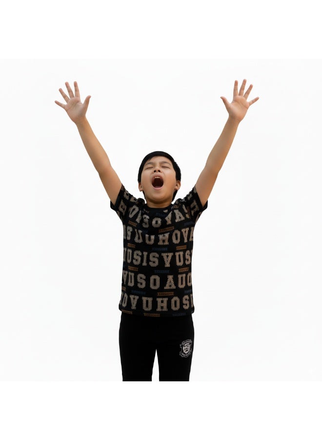 جوانا طقم بيجاما للأولاد بطبعة لطيفة وملونة، قميص بأكمام قصيرة وبنطال طويل، باللون الأسود/الرمادي - Image 4