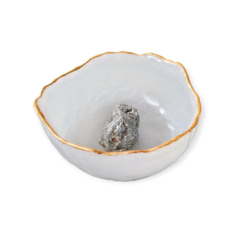 GEMTUB ® Natural Certified Handcrafted Selenite Charging Bowl for Crystals, Bracelets, Jewelry & Healing Stones | Crystal Cleanser & Energy Recharging Bowl (Size 5x2.5 Inches) - Image 4