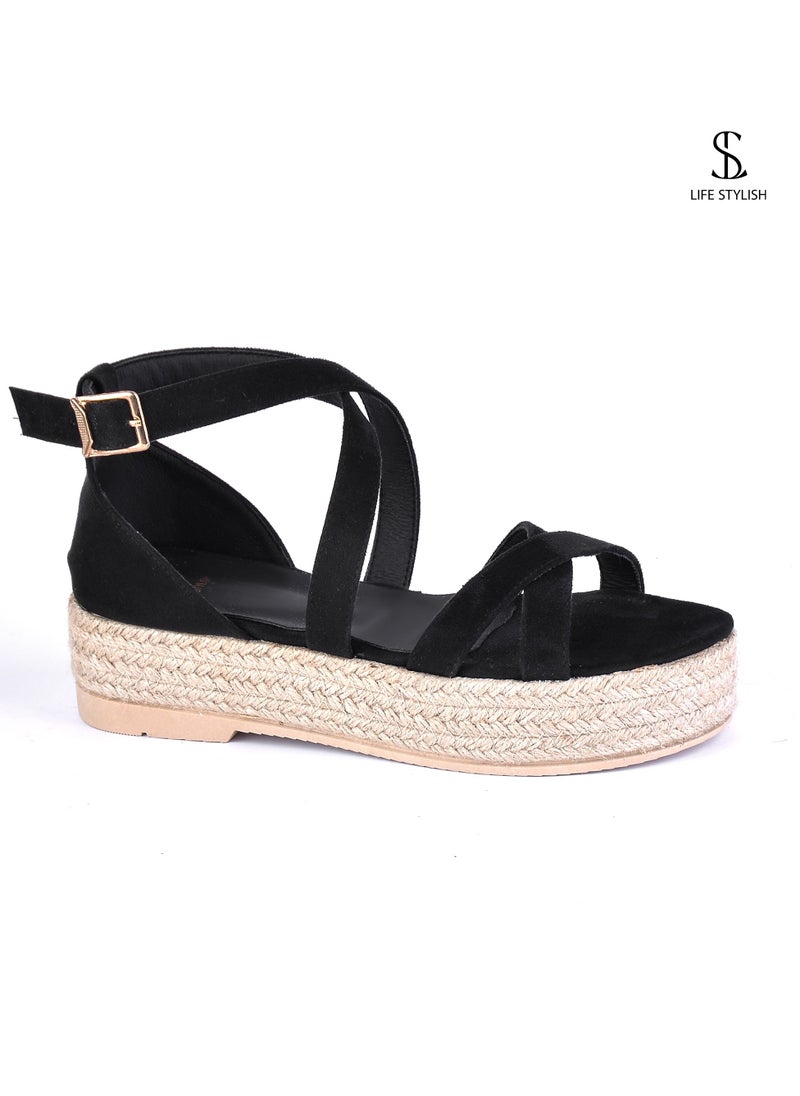 LIFESTYLISH K-1 Elegant Flat Sandal For Women - Black  - Image 3
