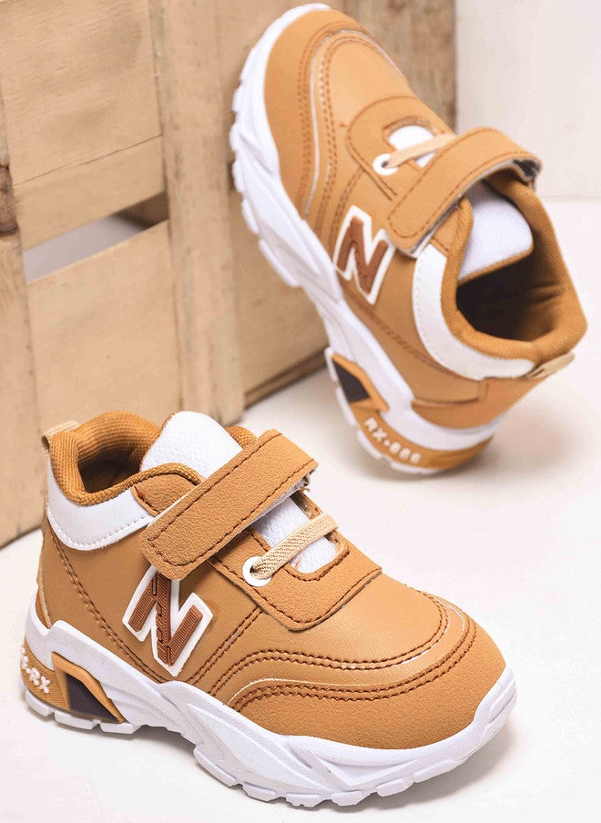KATS Boys Colourblocked Beige Sneakers with Velcro Fastening - Image 2