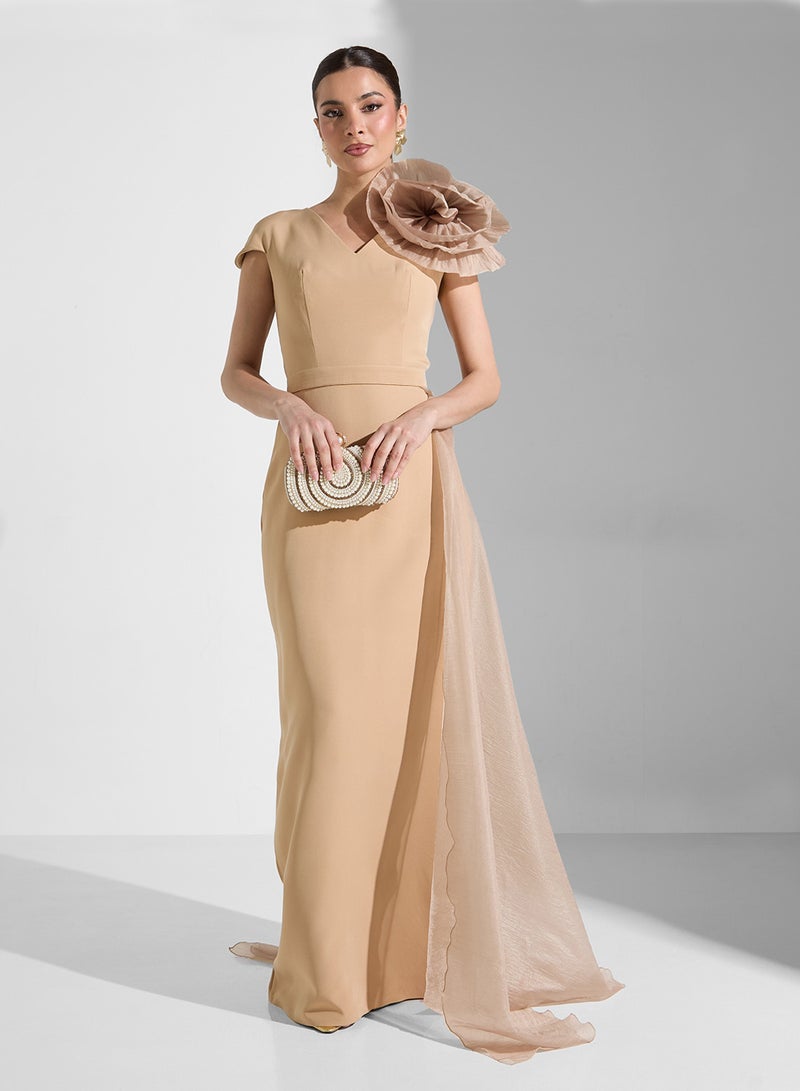 ايرا فستان سهرة مطرز بالزهور - Image 4