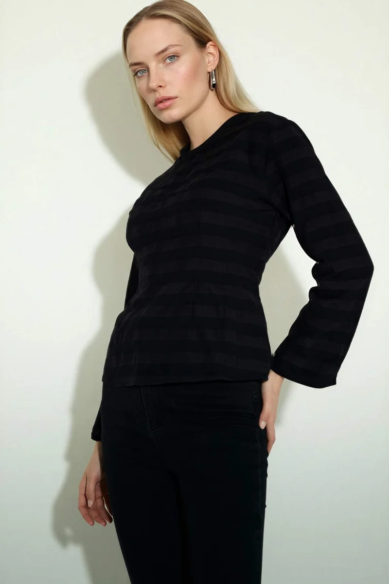 DeFacto Regular Fit Crew Neck Long Sleeve Blouse