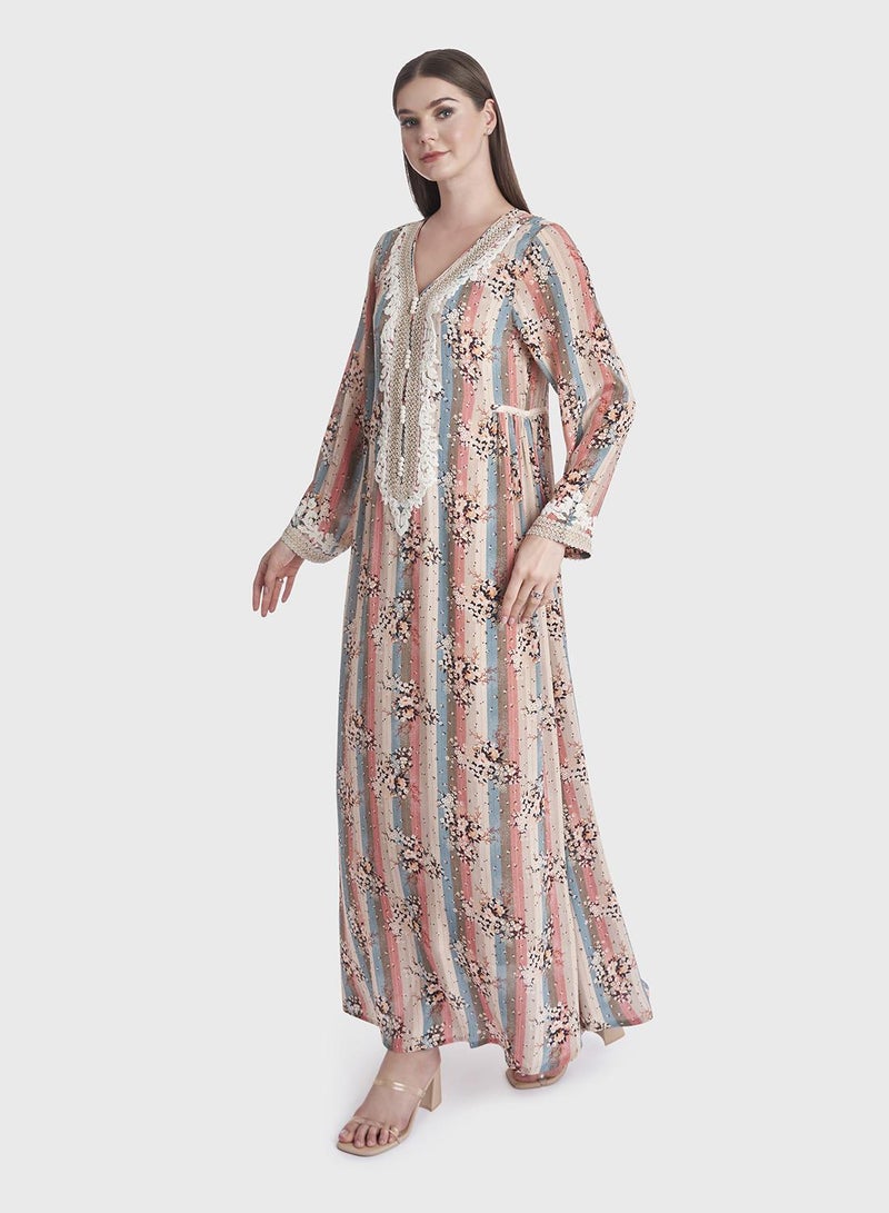 كشخة جلابية كويتية بطبعة زهور من الفيسكوز كريب - Image 3