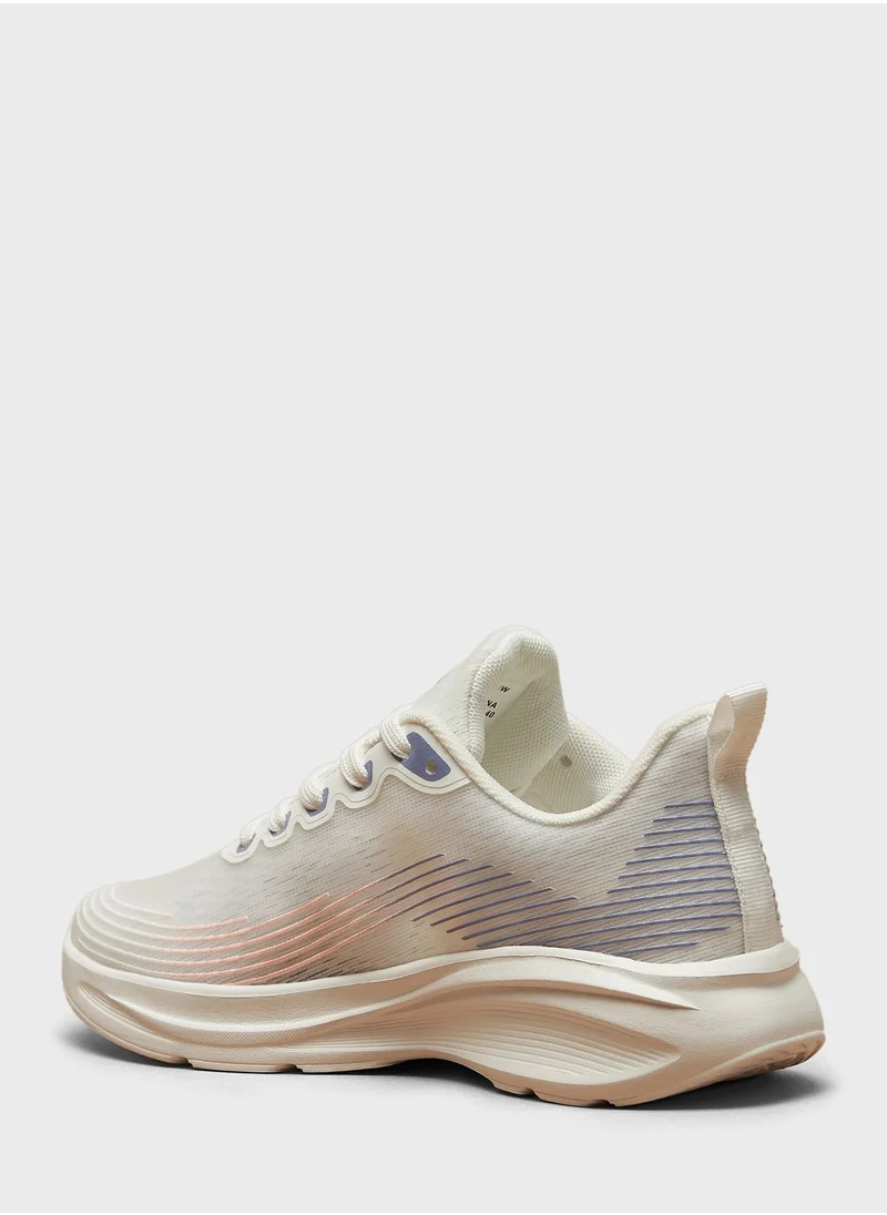 شو اكسبرس Low Top Sneakers