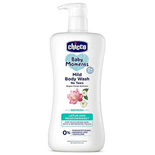 Chicco شامبو الجسم اللطيف من شيكو بيبي مومنتس ريفريش، تركيبة متقدمة جديدة مع مكونات طبيعية، بدون دموع وخالي من الصابون، تركيبة لطيفة لغسل جسم الطفل، خالي من الفينوكسي إيثانول والبارابين (500 مل) - Image 1