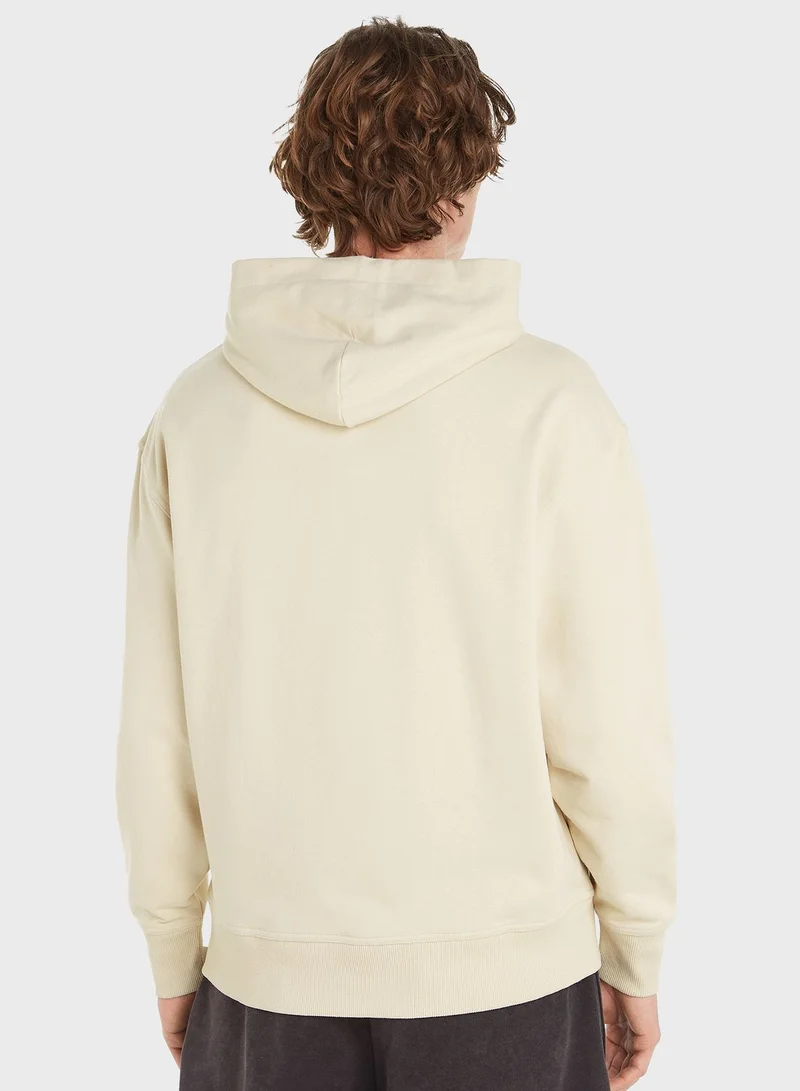 TOMMY JEANS Essential Hoodie
