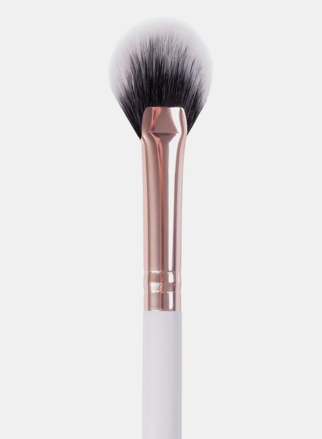 Inglot Makeup BrushÂ 204 - Image 2