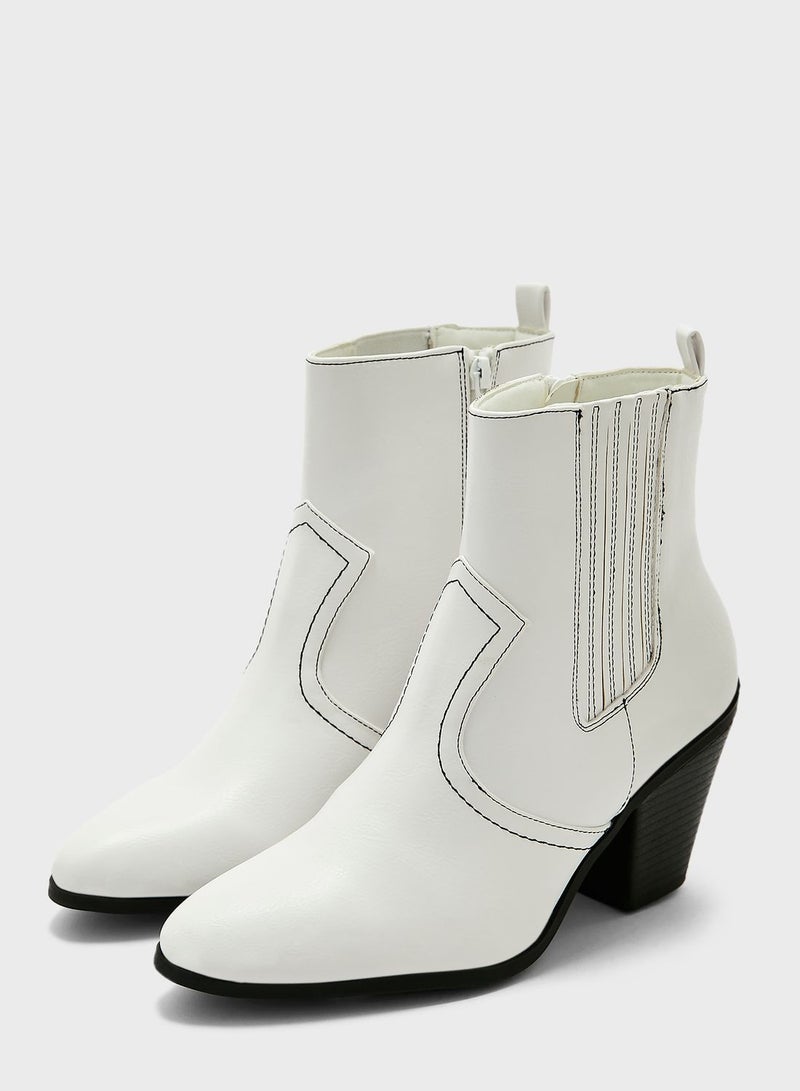 NEW LOOK Pointed Toe Boots - Image 4