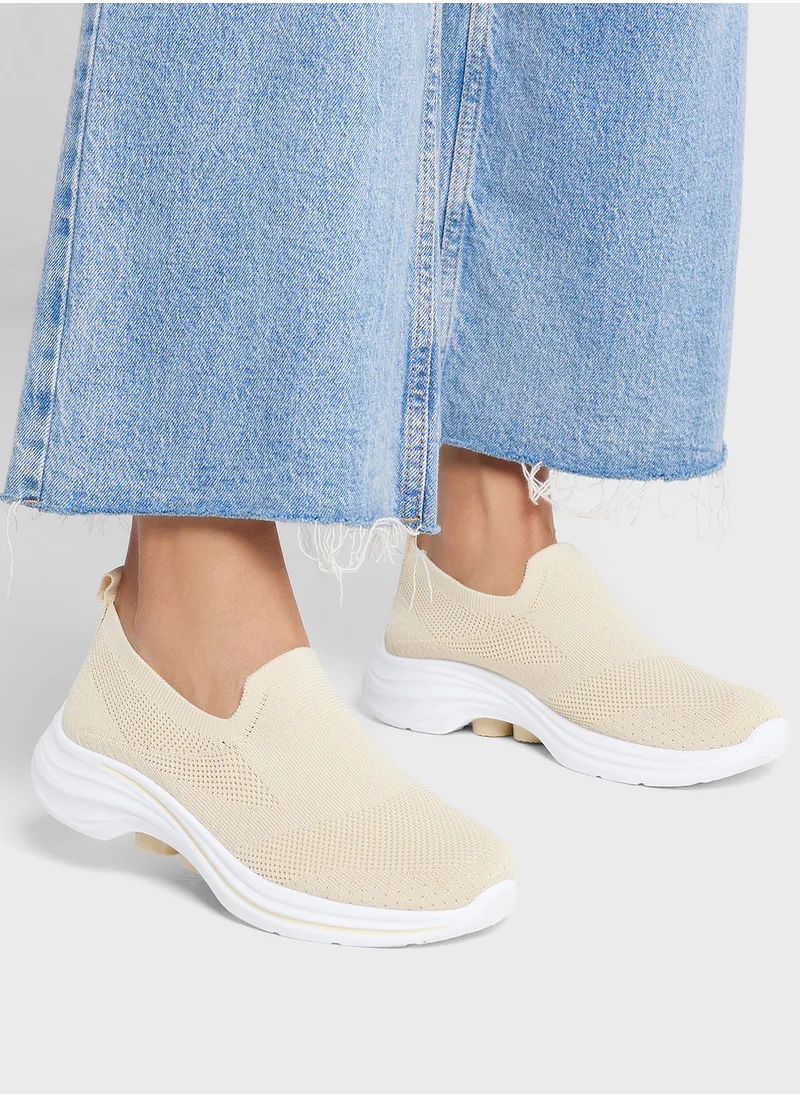 جينجر Fly Knit Slip On  Comfort Shoe