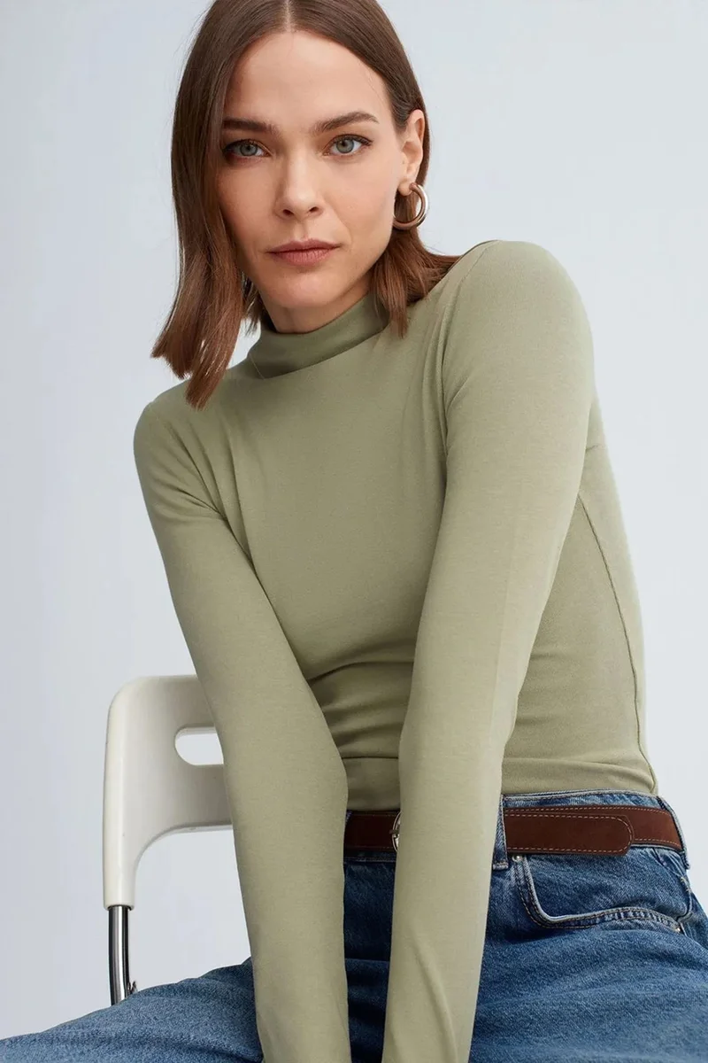 DILVIN Slim Fit Long Sleeve Half Turtleneck Top