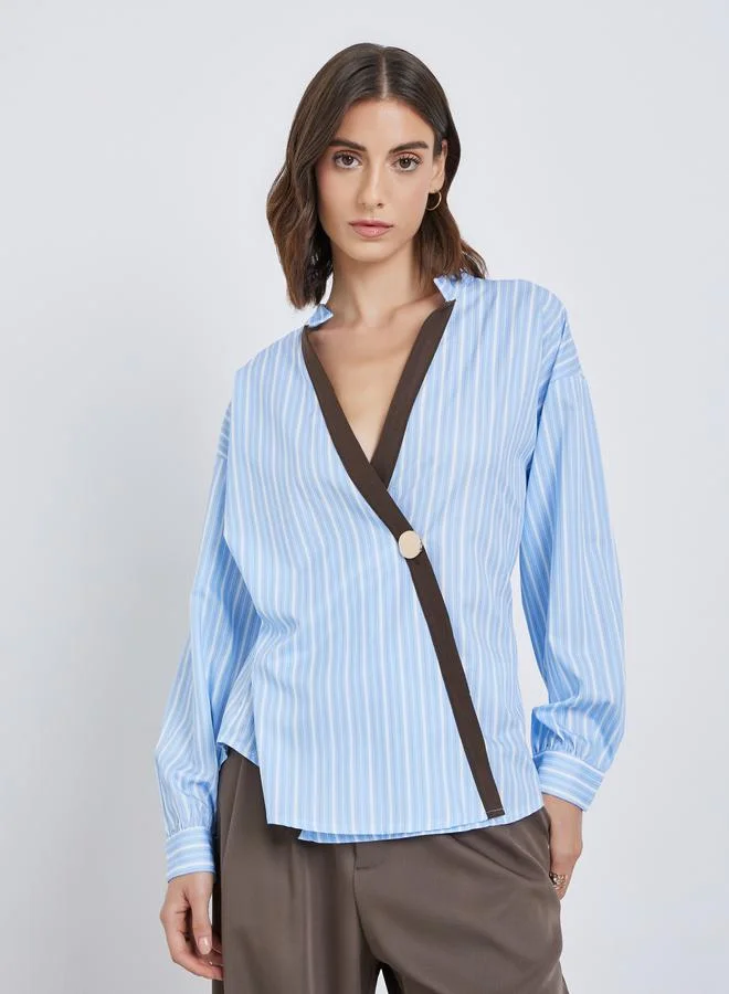 تايك تو بلوزة ملفوفة مخططة بلمسة متباينة