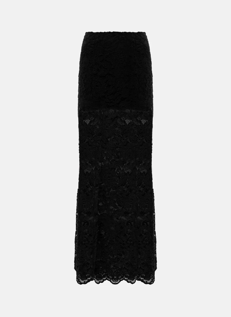 Lichi Midi guipure skirt with monochrome shorts