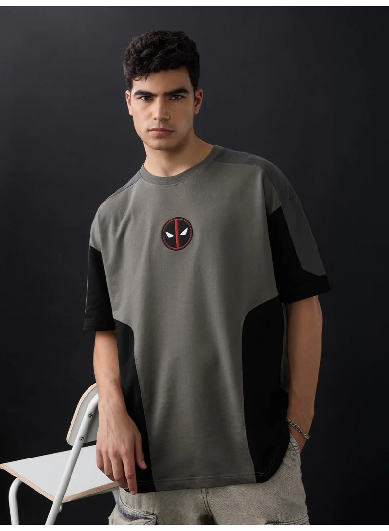 The Souled Store The Souled Store Deadpool: Logo Men and Boys Short Sleeves Round Neck Colour-Block Graphic Printed Oversized T-Shirt