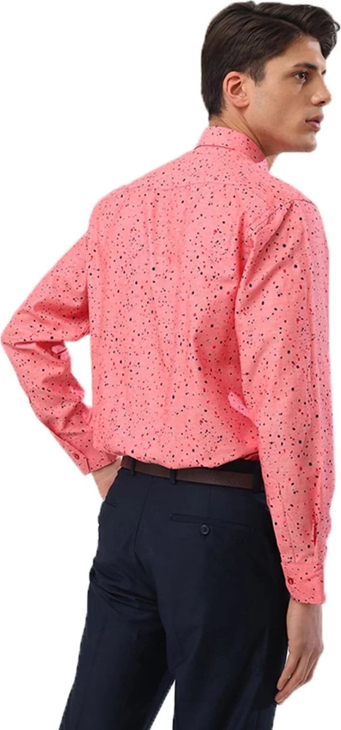 Varetta Men's Pink Digital Printed Classic Cut Long Sleeve Shirt