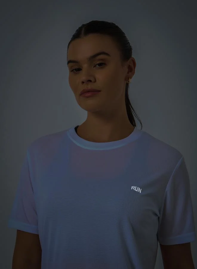 Styli Active Reflective Text Basic Short Sleeves Top