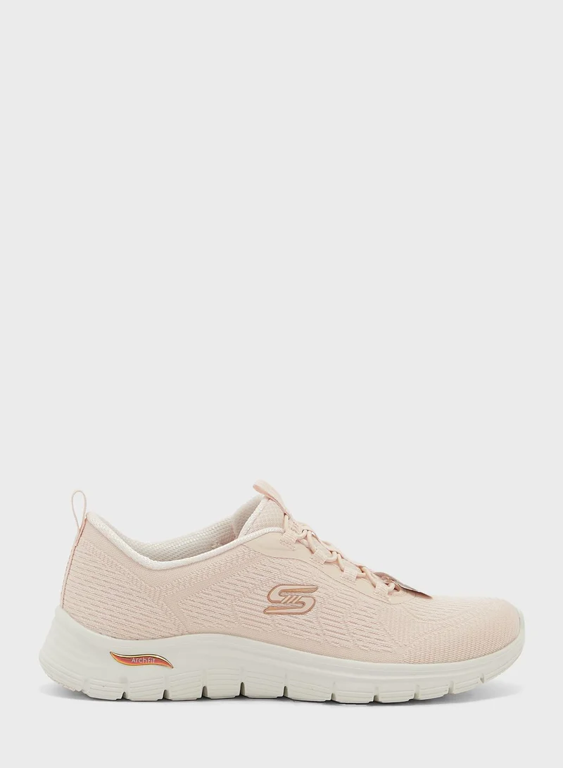 SKECHERS Arch Fit Vista