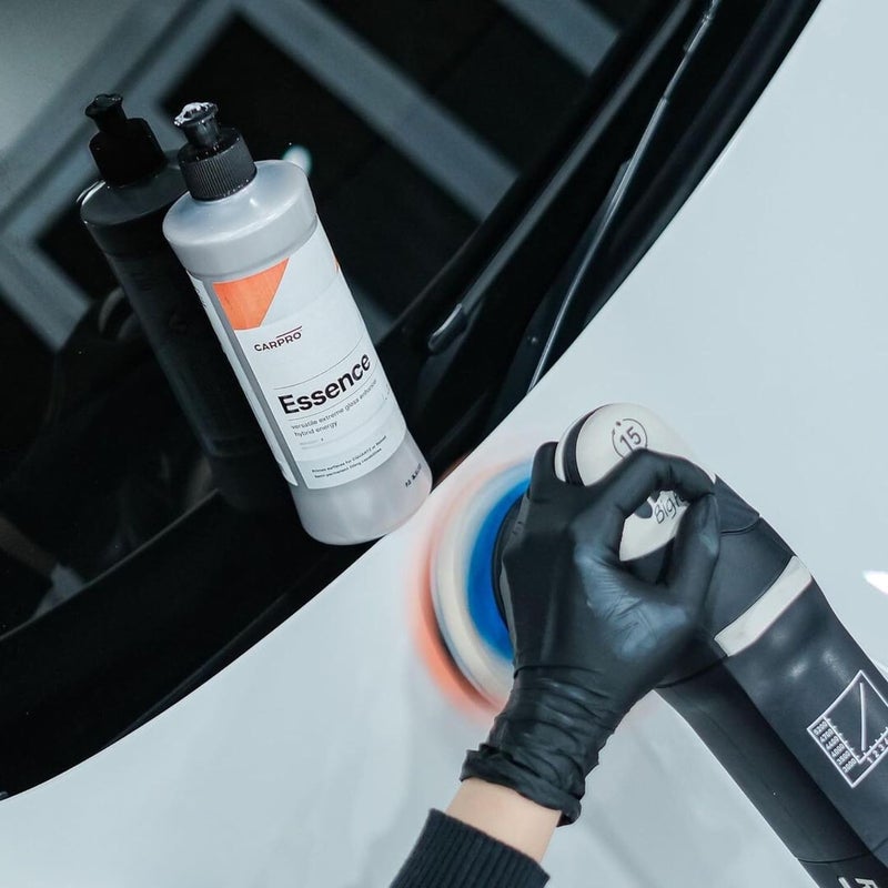 CarPro CARPRO Essence: Extreme Gloss Primer - SiO2 Protection, Nano-Tech Quartz, Remove Swirls & Build Clear Coat Thicker, Primes Surface for CQUARTZ or Reload, High Gloss Durable Resins - 500ml (17oz)  - Image 4