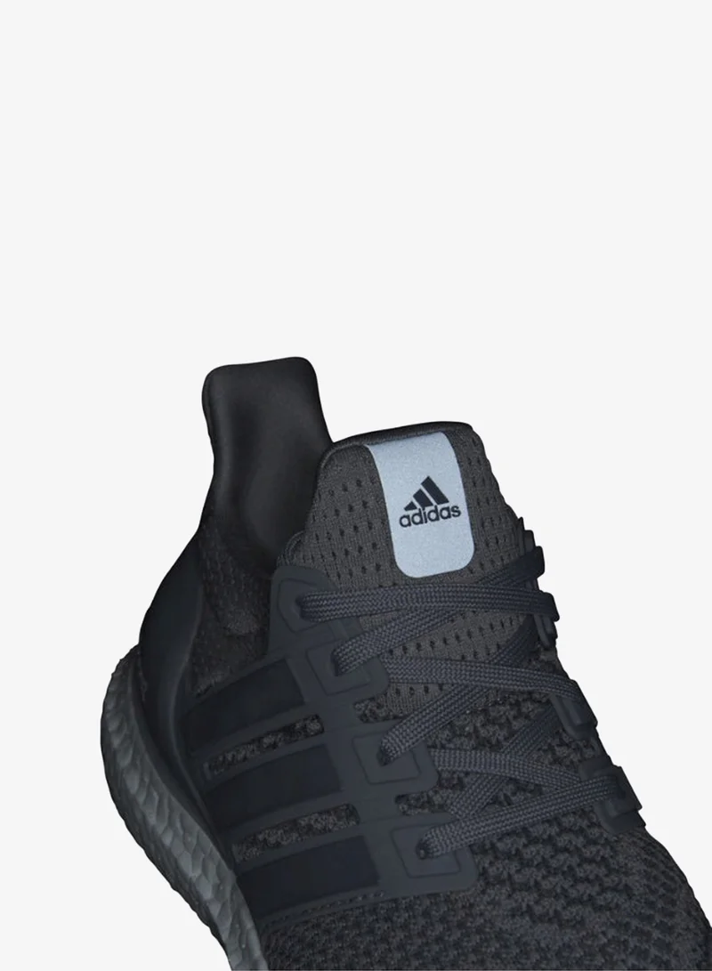 adidas أحذية رياضية أديداس ألترا بوست . رمادية للرجال