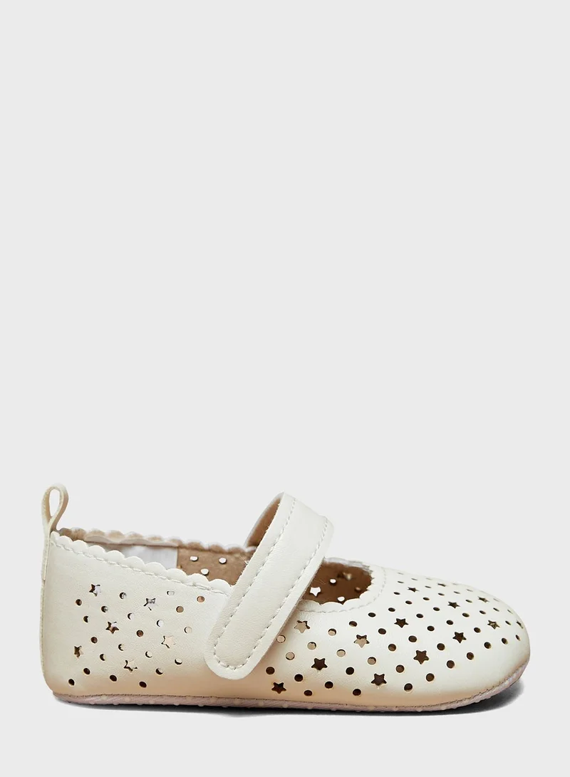 shoexpress Kids Slip On Ballerinas