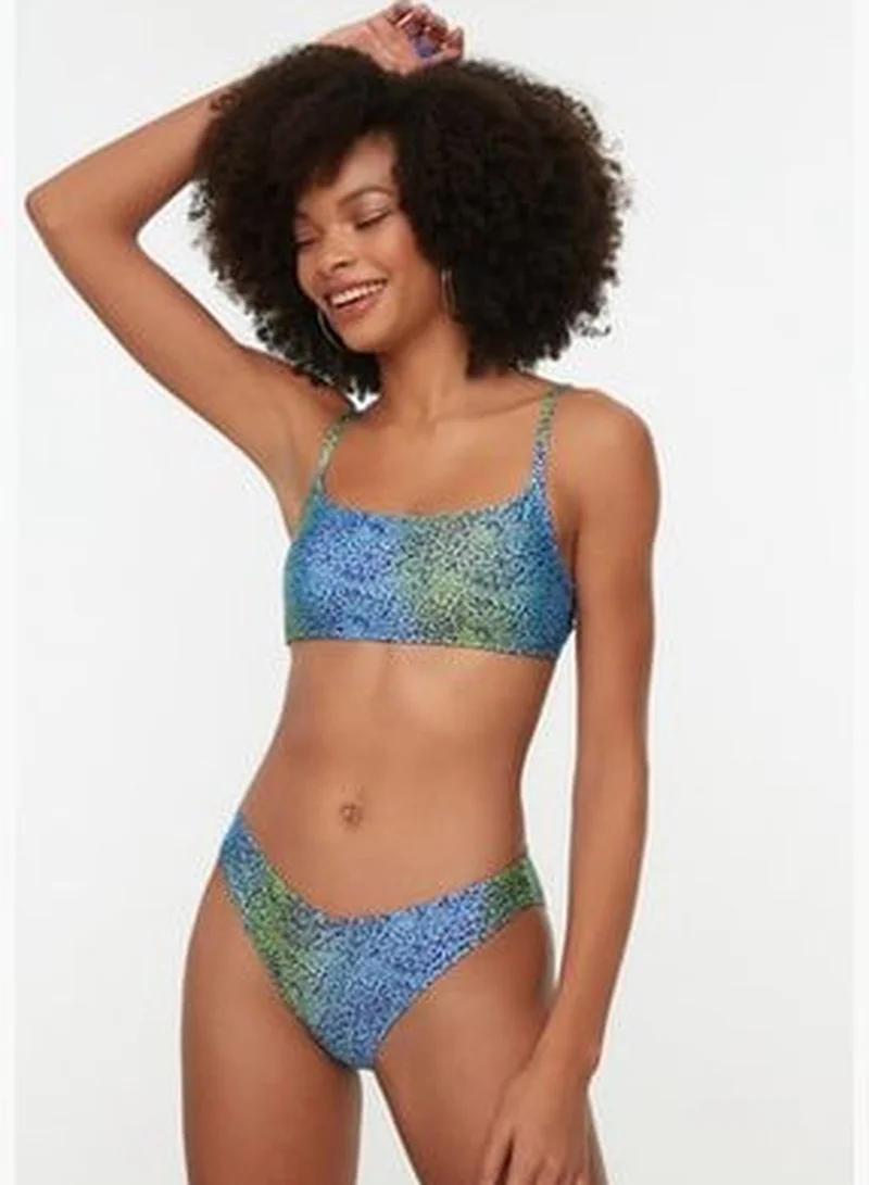 trendyol Colorful Leopard Pattern V-Cut Bikini BottomsTBESS22BA0086