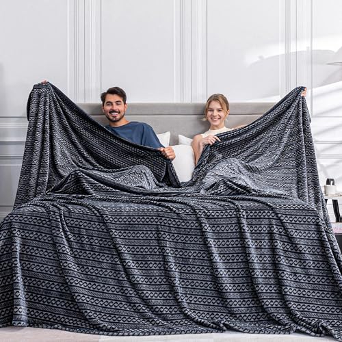 بطانية سيرنهوم الناعمة والمريحة 120x120 بوصة بدون seams بحجم كينغ فخمة 3D جاكار زخرفية عملاقة 10x10 كاليفورنيا كينغ بطانية كبيرة جداً للسرير والأريكة والسفر رمادي داكن