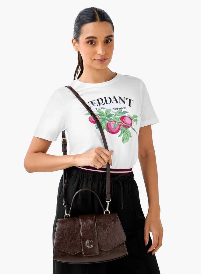 لو كونفورت حقيبة كروس بودي صلبة بإغلاق بزر وحزام سلسلة