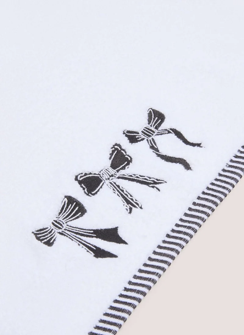 Matalan Black & White Bow Hand Towel