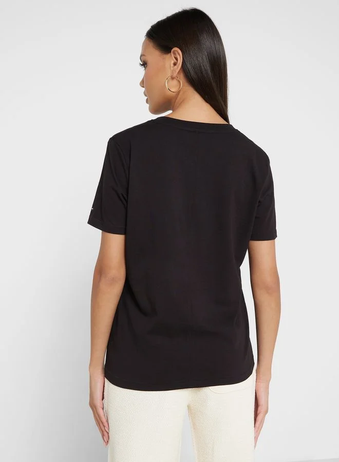 TOMMY HILFIGER Crew Neck Logo Printed T-Shirt