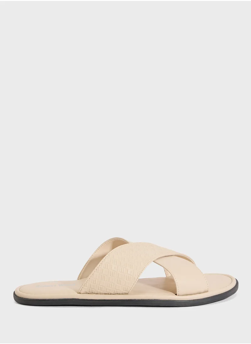 روبرت وود Cross Strap Sandals