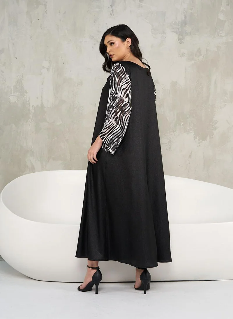كوتور لابس Black and White Animal Printed Kaftan Dress