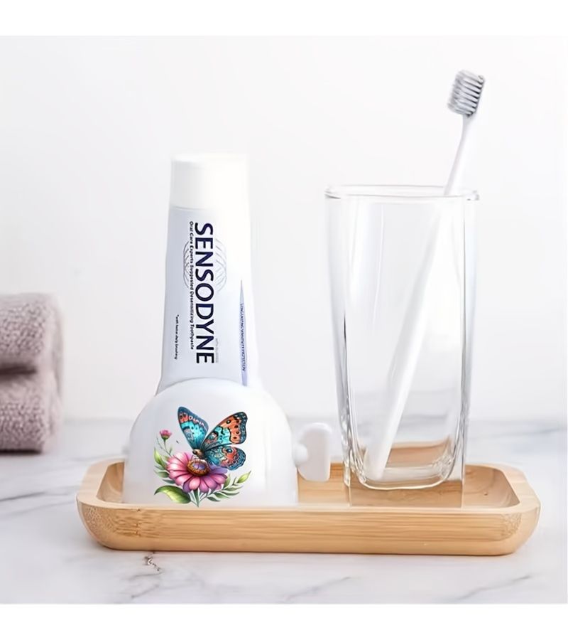 1pc Manual Toothpaste Dispenser No Waste Easy Squeeze Design Butterfly Flying Over Flowers Pattern Print Bathroom Organization For Toothpaste And Hair Dye - Image 4