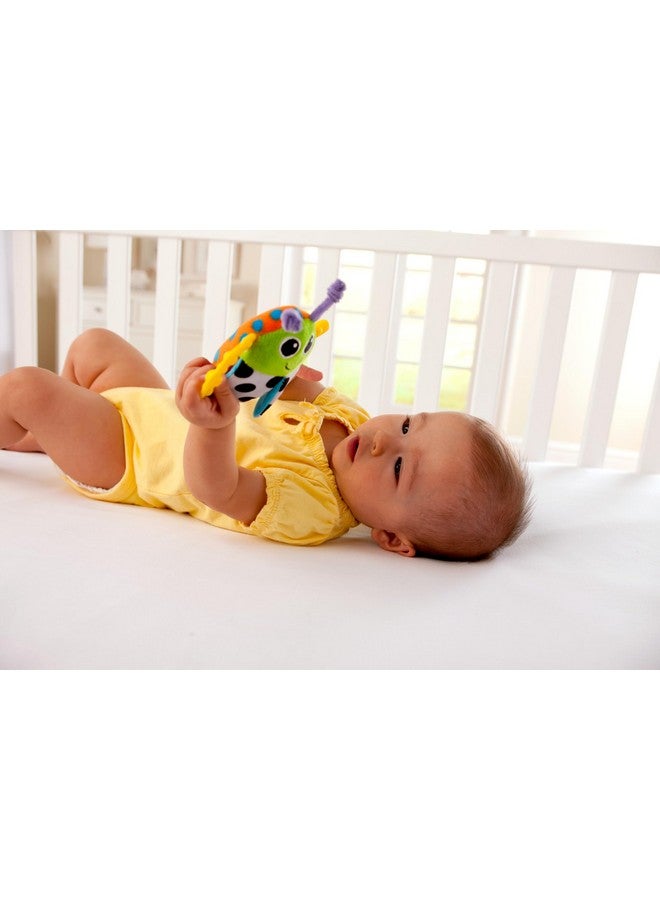 LAMAZE Bitty Bite Bug Rattle 4.5 Inch (Pack of 1) - Image 3