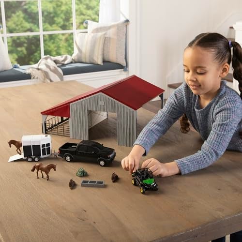 John Deere 132 John Deere Weathered Barn Playset Toy LP84318 - Image 5