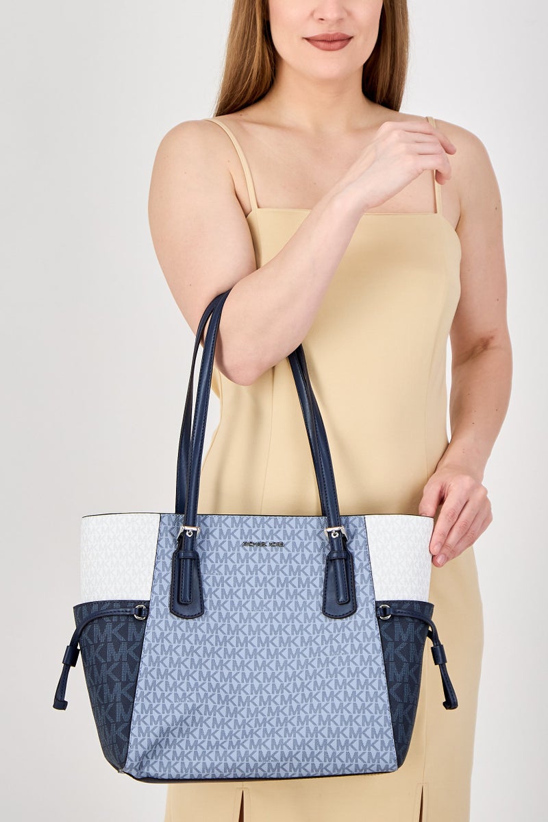 Michael Kors Women Brand Logo Voyager Tote Bag, Multicolor - Image 2
