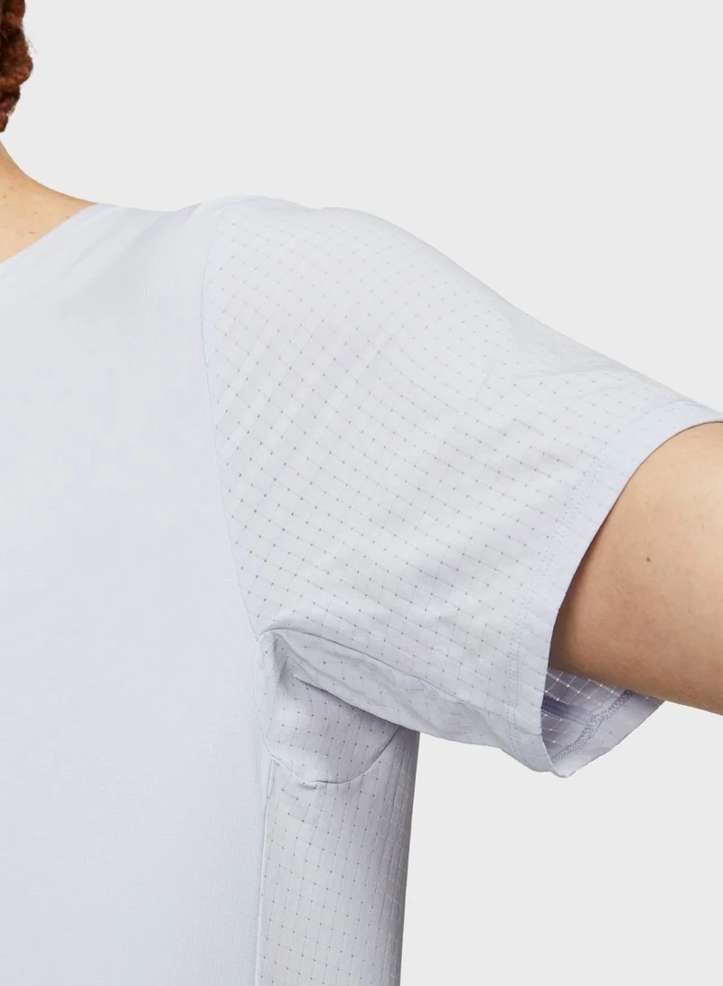 Nike Dri-Fit Trail Rise 365 T-Shirt