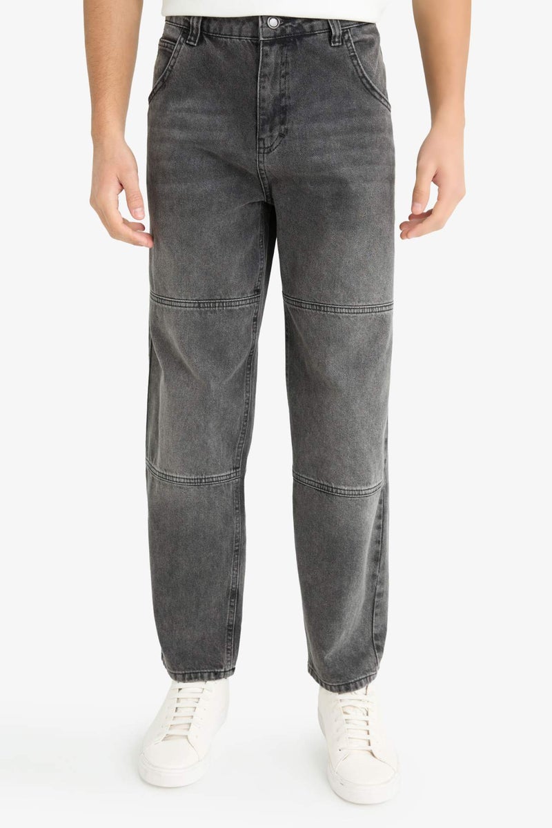 DeFacto Relax Fit Ripped Detail Jeans - Image 4