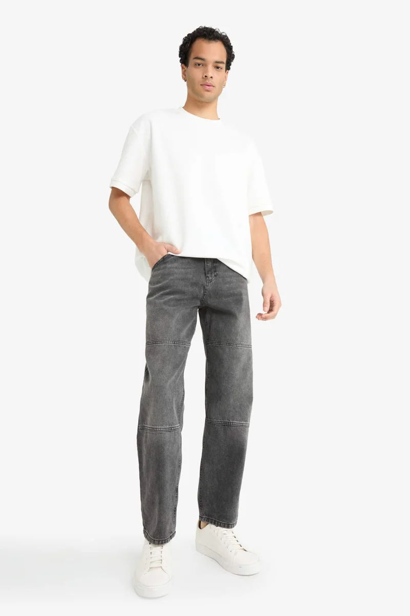 Relax Fit Ripped Detail Jeans