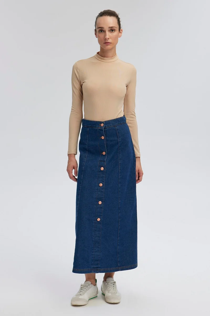 توتشي High Collar Ribbed Body