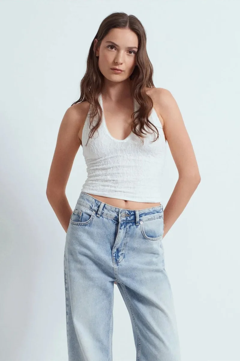 DILVIN Women’s Lace Halterneck Crop Blouse