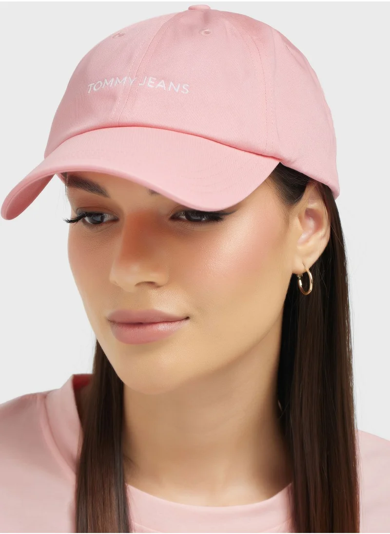 TOMMY JEANS Elongated Flag Curved Cap