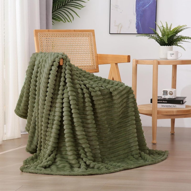 غطاء غلاف فليس: 200 × 150 سم مخطط أخضر، خفيف الوزن ومريح طوال العام، من المايكروفايبر الناعم ذو الجانبين - تغطية واسعة، غلاف ناعم لل дивان السرير أو الأريكة للبالغين والحيوانات الأليفة - Image 1