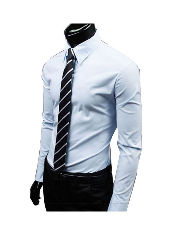 نيبمينينت قميص رجالي بلون سادة وقصة ضيقة وأكمام طويلة وأزرار وياقة مطوية للأسفل أزرق فاتح - Image 1