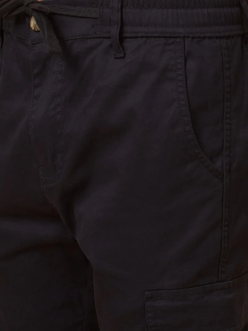 globus Globus Men Black Slim Fit Cargos