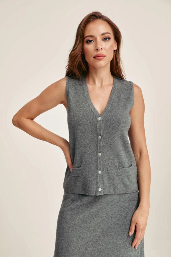 Tenda Sleeveless Button-Down Jacket Grey