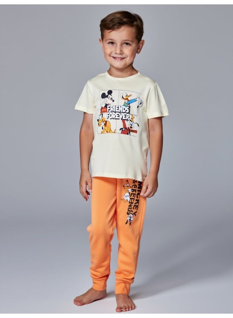 ميكي آند فريندز - طقم بيجامة للأولاد بأكمام قصيرة - Image 3