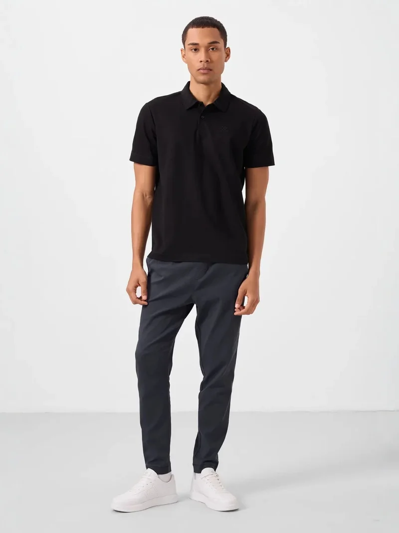 تومي لايف TOMMY Men's Straight-leg Gabardine Chinos