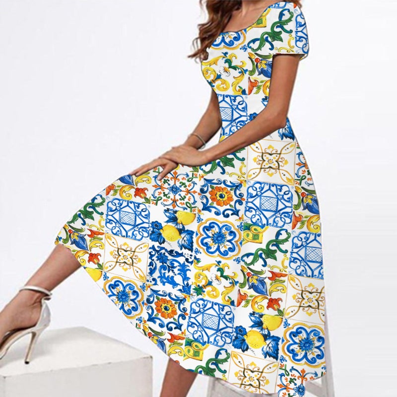 Plus Size Round Neck Short Sleeve Printed Maxi Dress with Positioning Print - Image 2