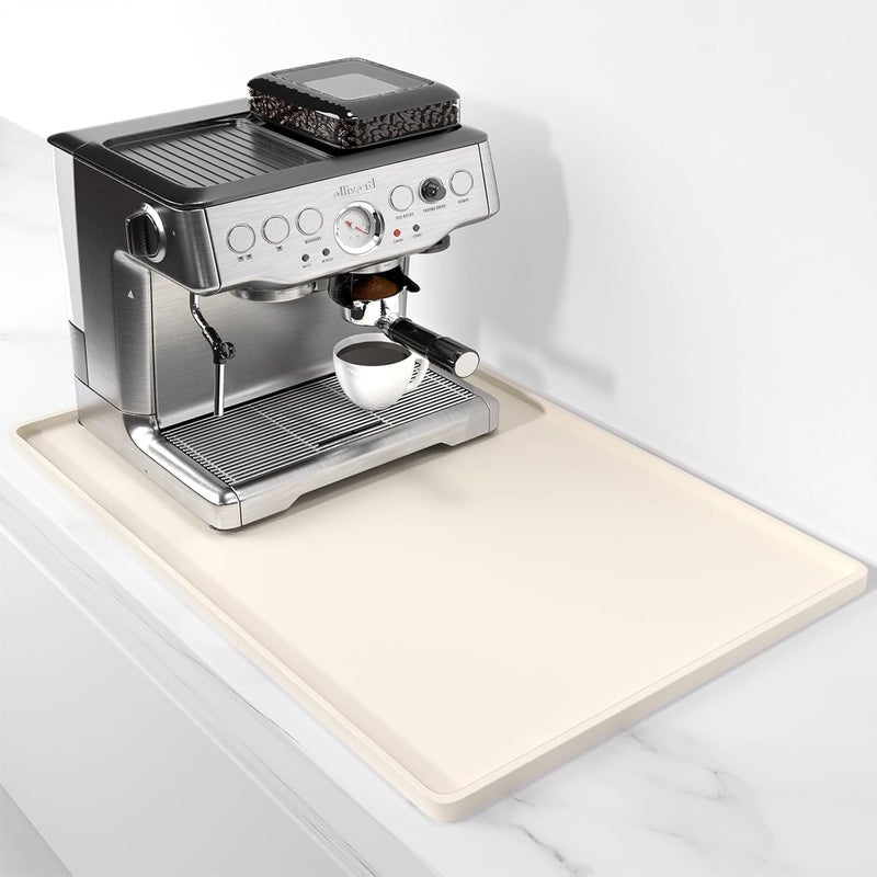Rnivvi حصيرة قهوة من السيليكون من ، مقاس 12" x 19"، مقاومة للماء وذات حافة مرتفعة، مناسبة لملحقات محطة آلة الإسبريسو، وسادة لتجفيف الأطباق مقاومة للحرارة للعمل على طاولة المطبخ، لون أخضر - Image 1