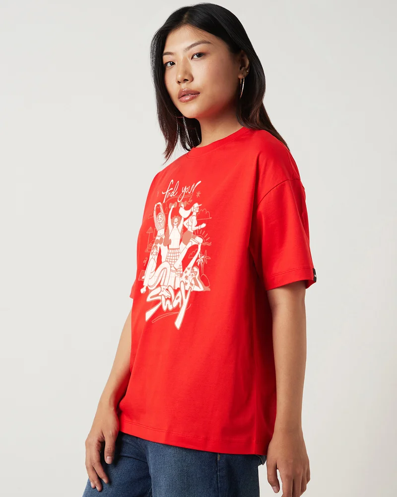 بيواكوف Women's Fiesta Red Sparkle Graphic Printed Oversized T-shirt