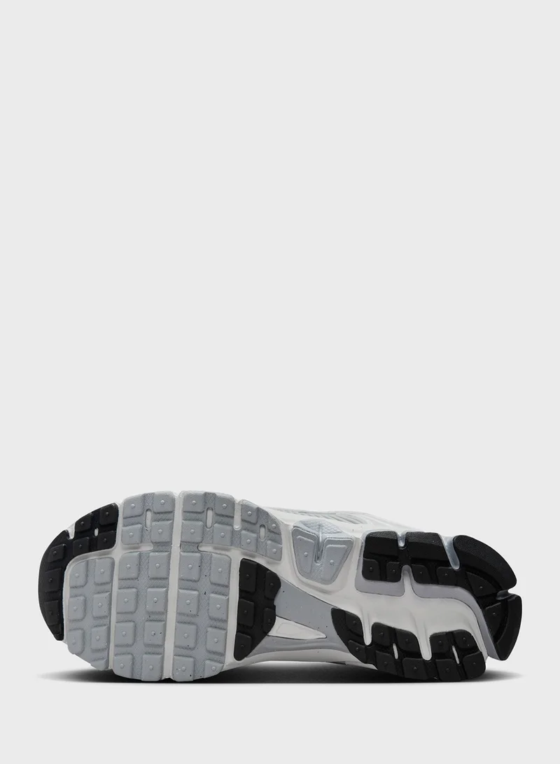 Nike VOMERO 5 BG